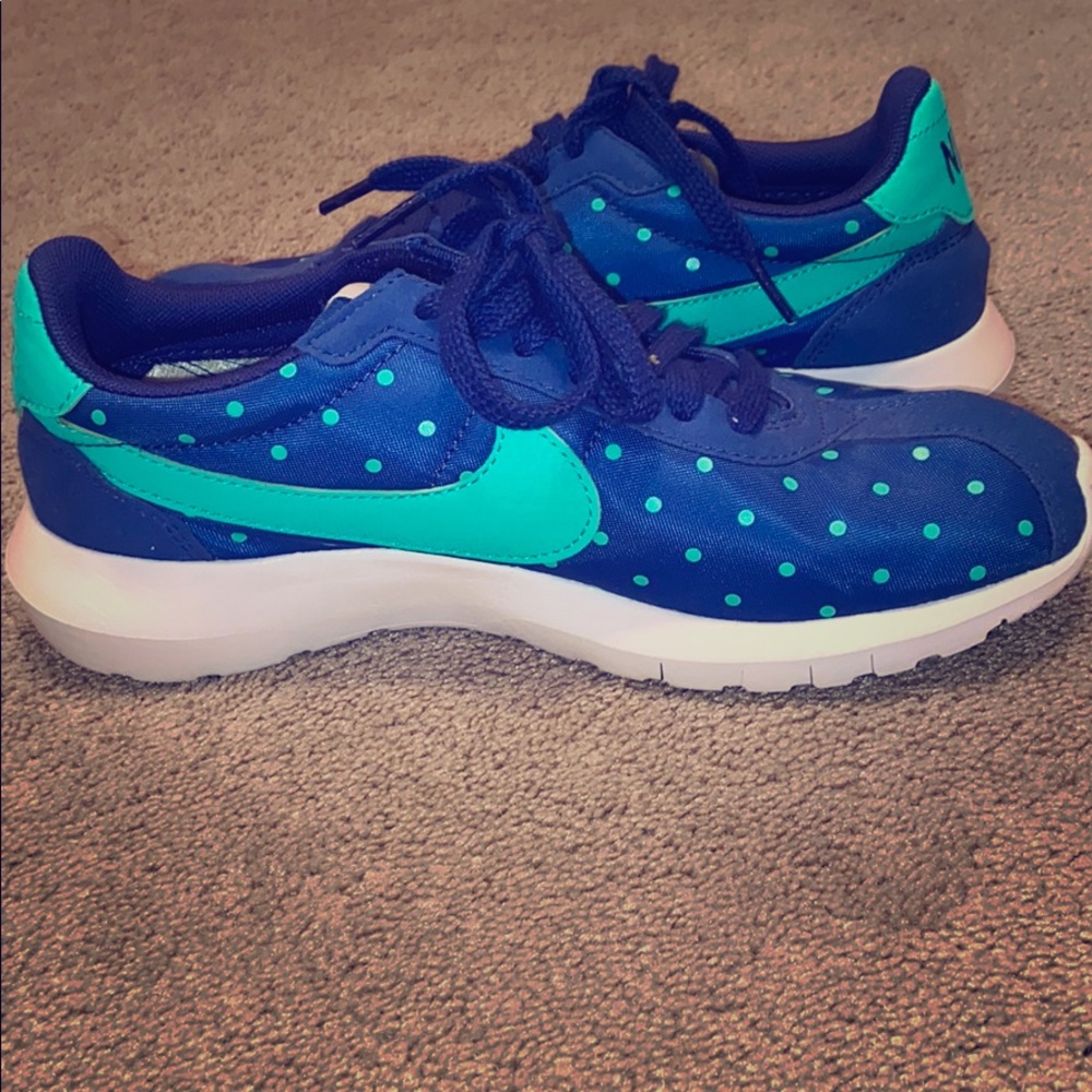 blue nike sneakers